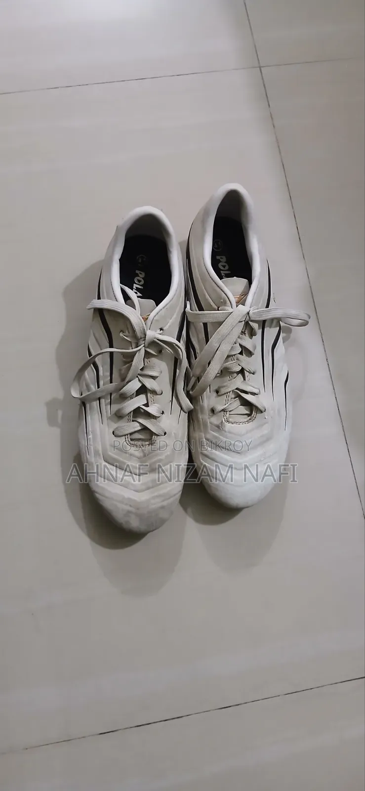 Polaris Football Boots