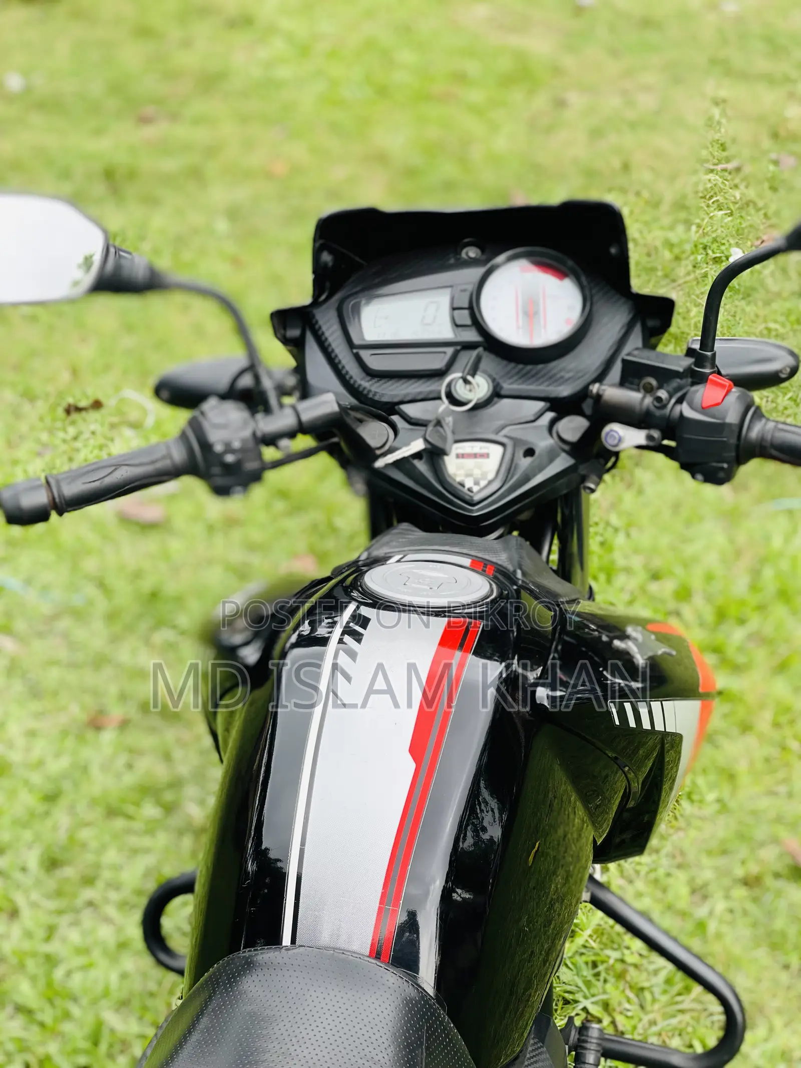 নতুন টিভিএস আপাচে আরটিআর ১৬০ টুভি এবিএস ২০২৩ কালো