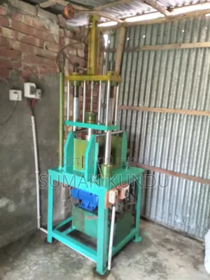 Semi Automatic Moulding Machine