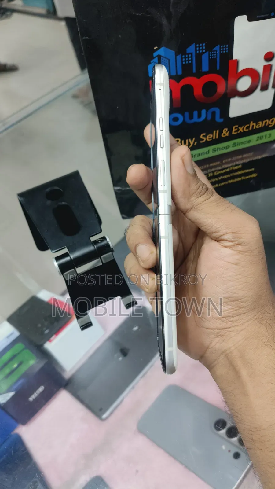 Motorola Razr 40s 256 GB White