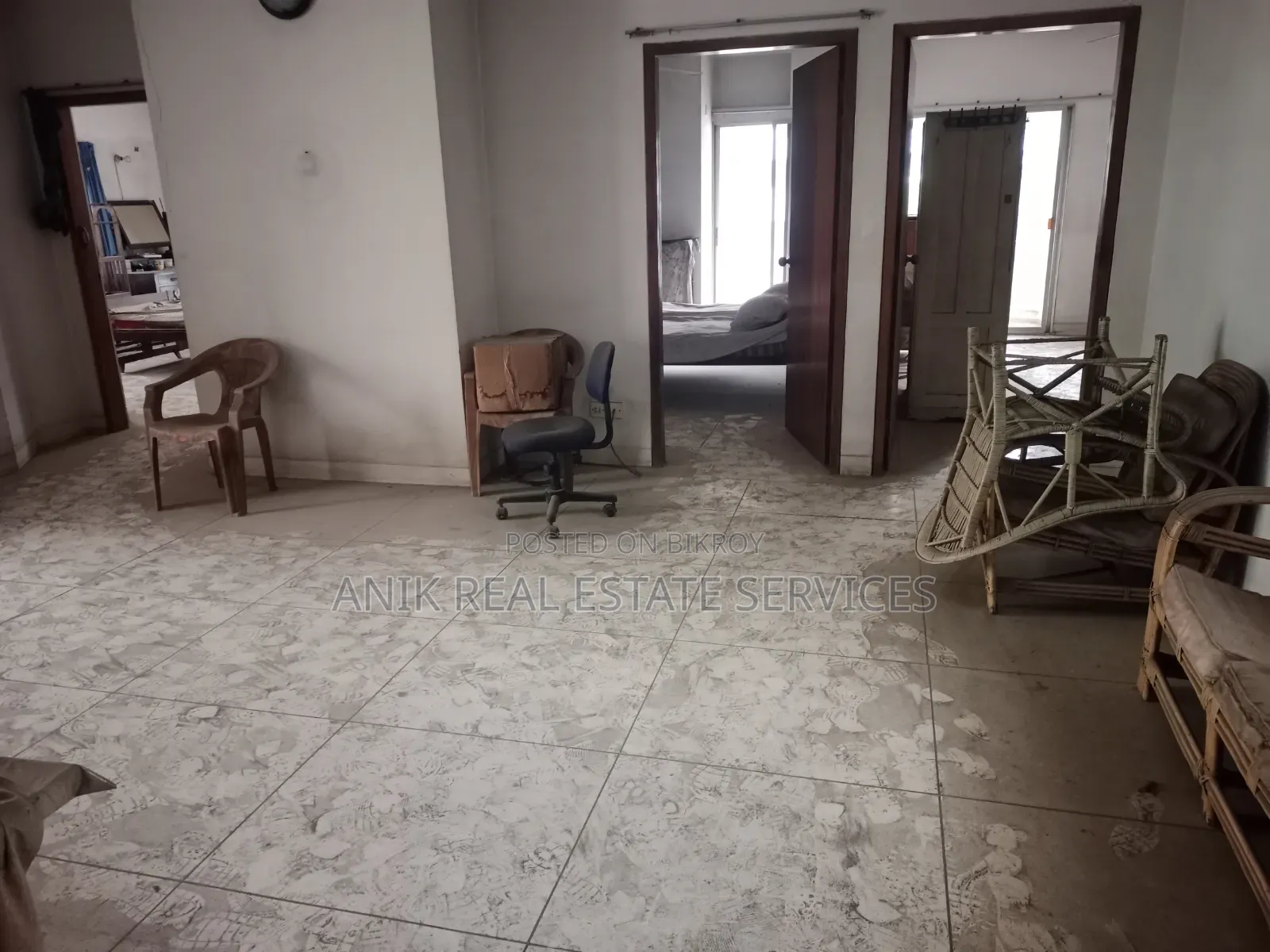 গুলশানের অনিক রিয়েল এস্টেটে ৩ বেডরুমের অ্যাপার্টমেন্ট বিক্রয়ের জন্য