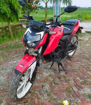 টিভিএস আপাচে ১৬০ ৪ভি ২০২২ লাল
