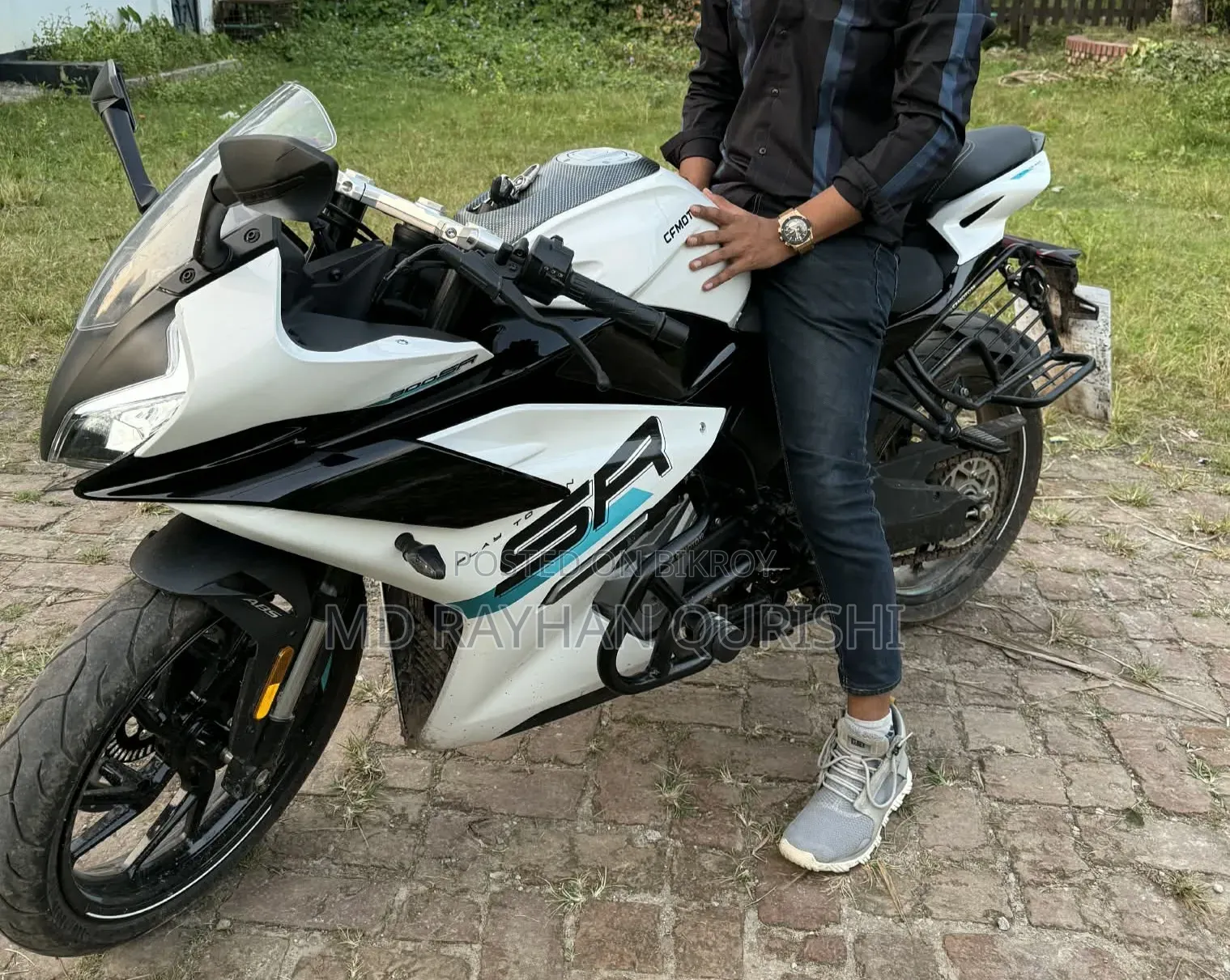 CFMoto 300SR 2025 White