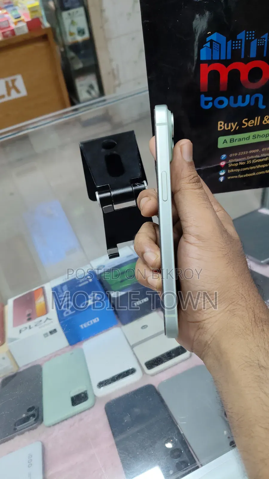 Apple iPhone 15 256 GB Green