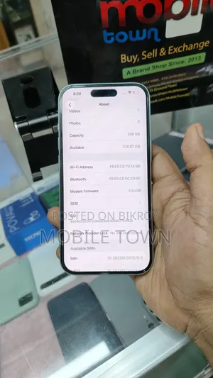 Apple iPhone 15 256 GB Green