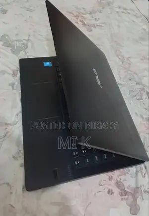 Laptop Asus PRO P4540UQ 4GB Intel Core i3 SSD 128GB
