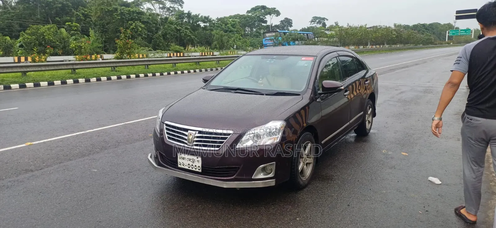 Toyota Premio 2012 Maroon