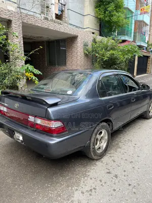 Toyota Corolla Sedan 1995 Gray
