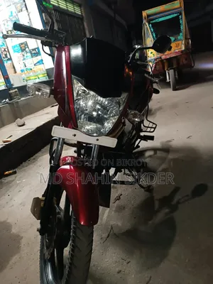 Mahindra Centuro 2017 Red