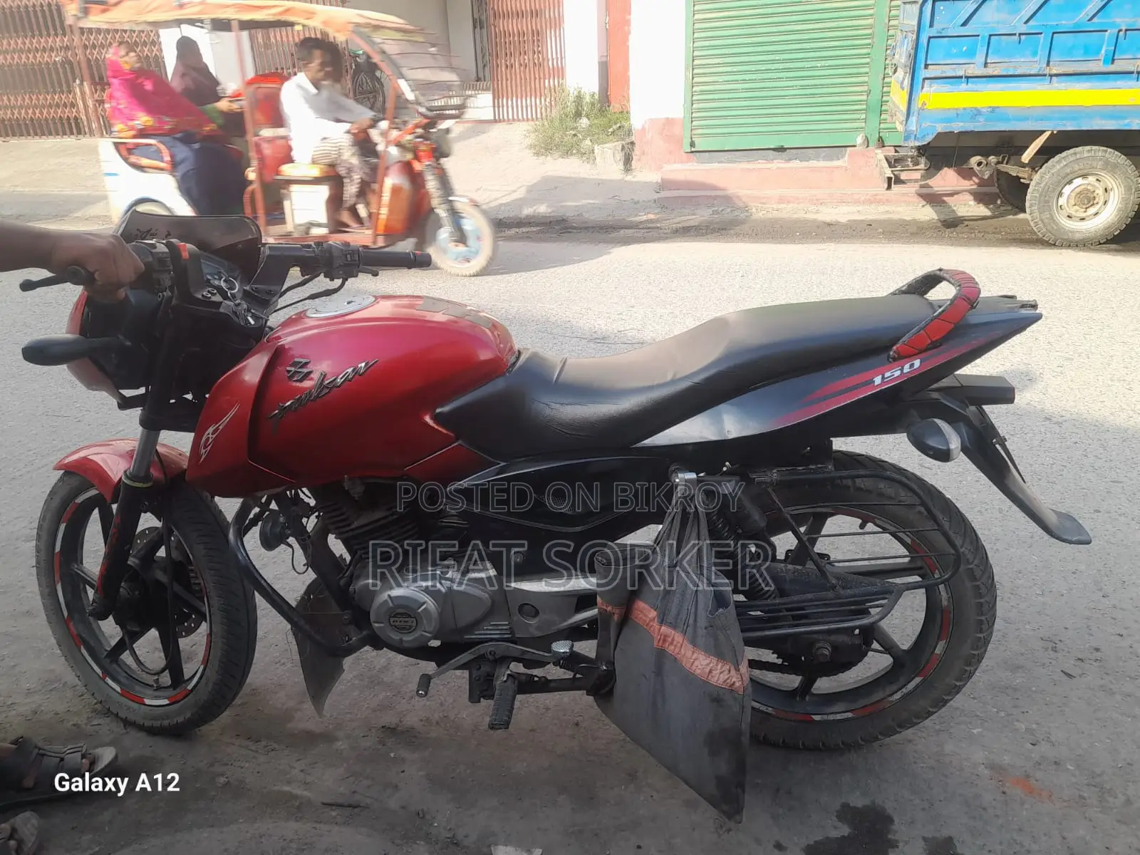 Bajaj Pulsar 150 2016 Red