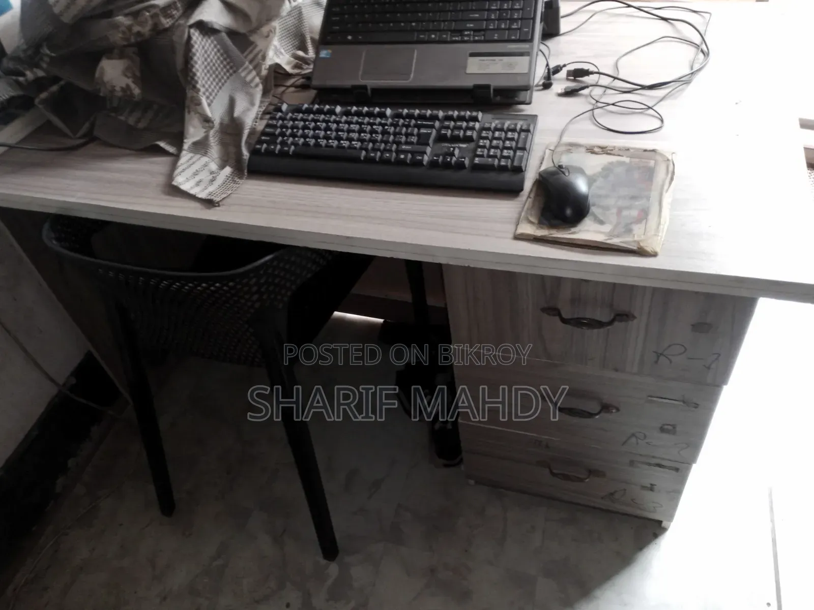 Office Desk