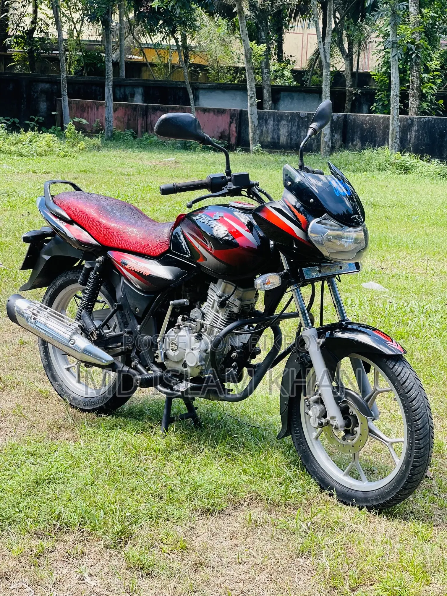 Bajaj Discover 125 2018 Black