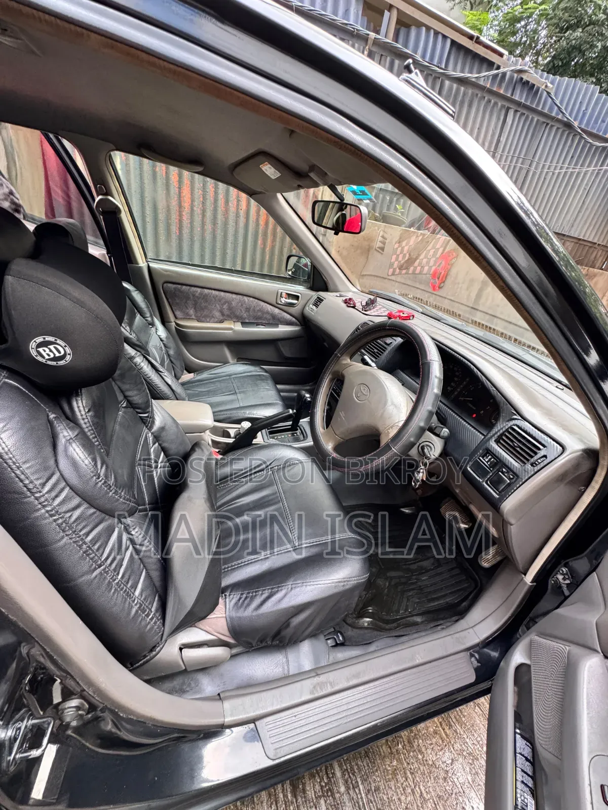 Toyota Carina 1999 Black