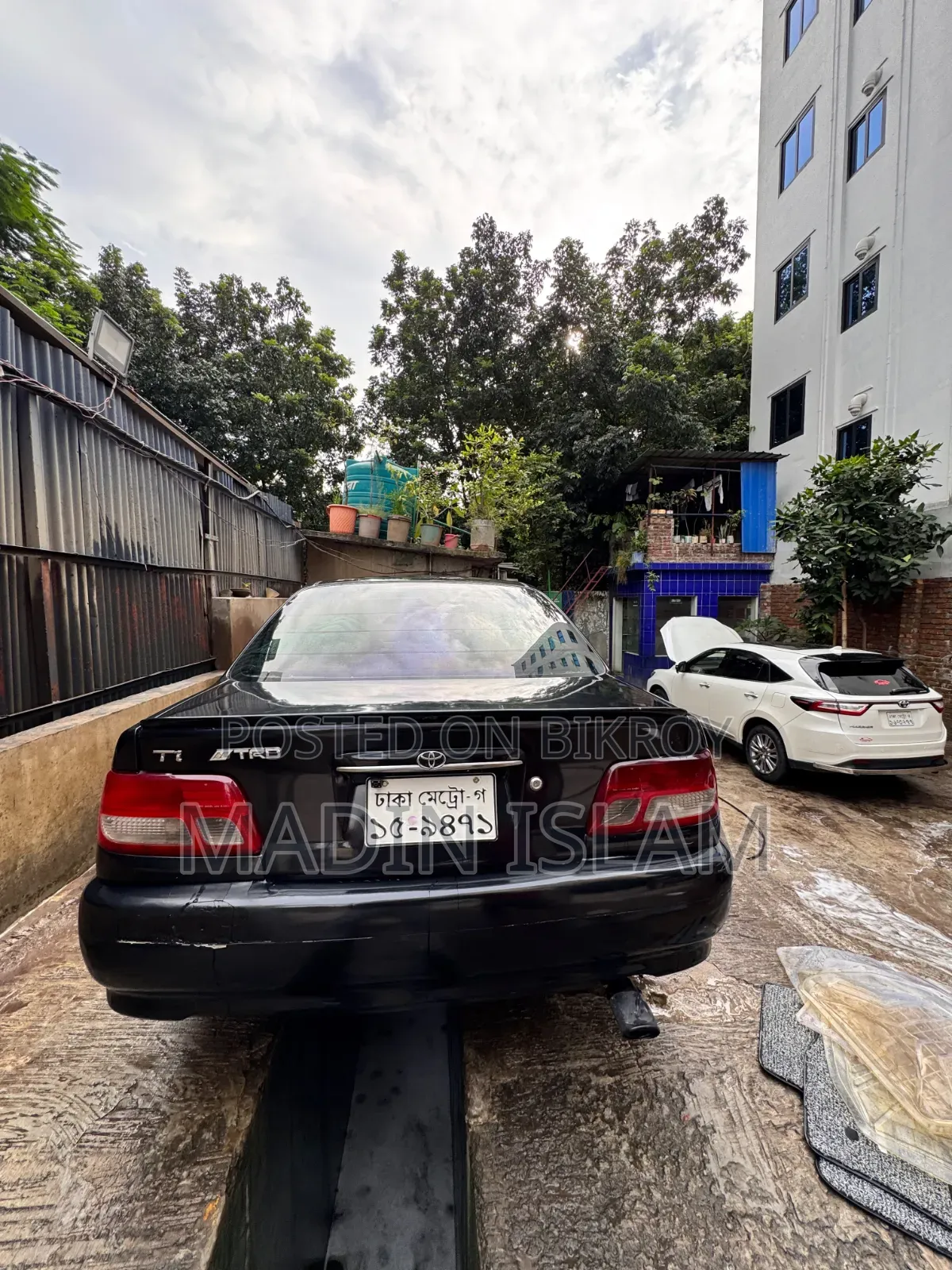 Toyota Carina 1999 Black