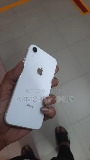 Apple iPhone XR 256 GB White