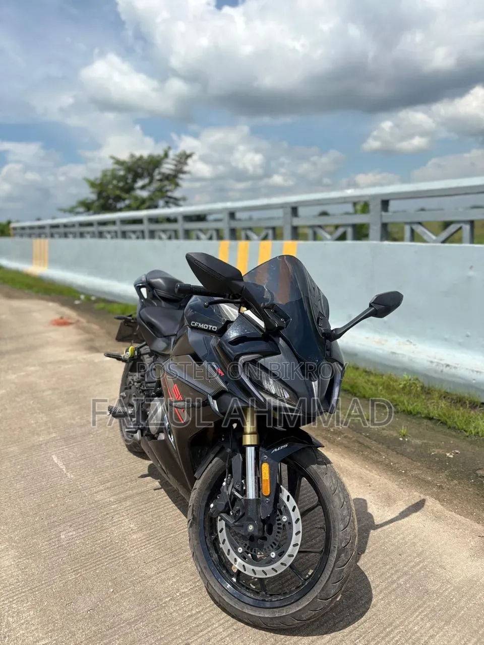 CFMoto 250SR 2025 Black