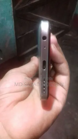 ইনফিনিক্স হট ৬০আই ১২৮ জিবি হোয়াইট