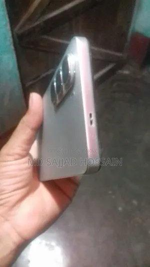 ইনফিনিক্স হট ৬০আই ১২৮ জিবি হোয়াইট