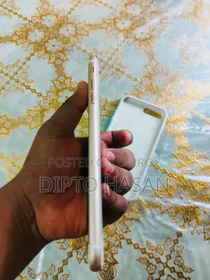 অ্যাপল আইফোন ৭ প্লাস ১২৮ জিবি সাদা