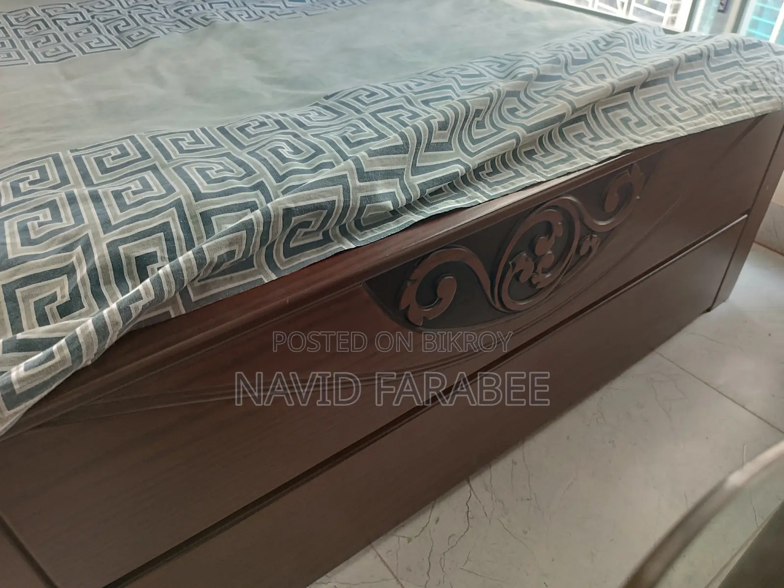 নাভানা খাট ম্যাট্রেস এবং তোষক সহ