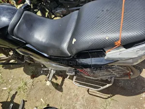 হিরো ২০১১ ব্ল্যাক