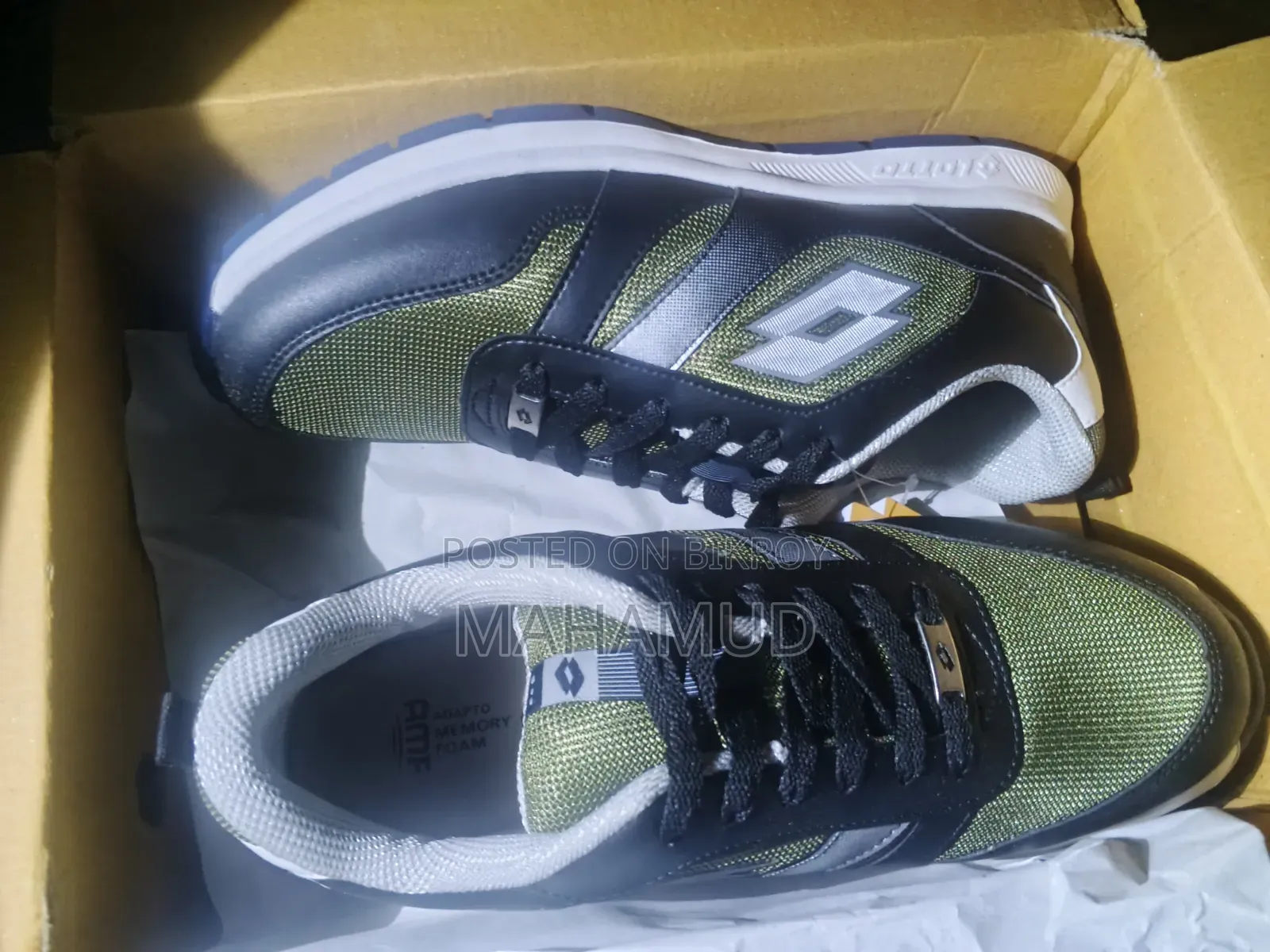 Lotto Shoes, Size 9