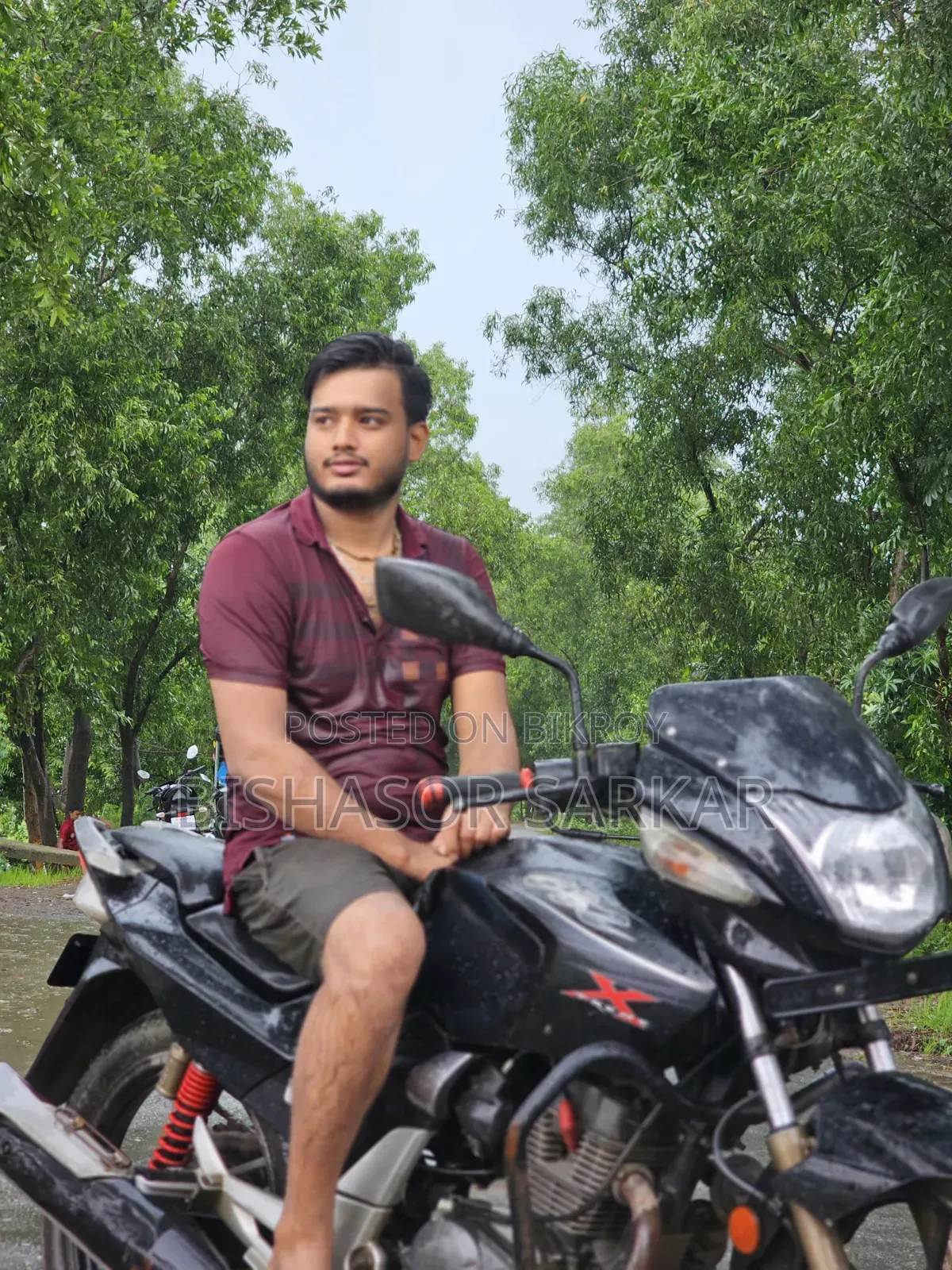 হিরো ২০১১ ব্ল্যাক