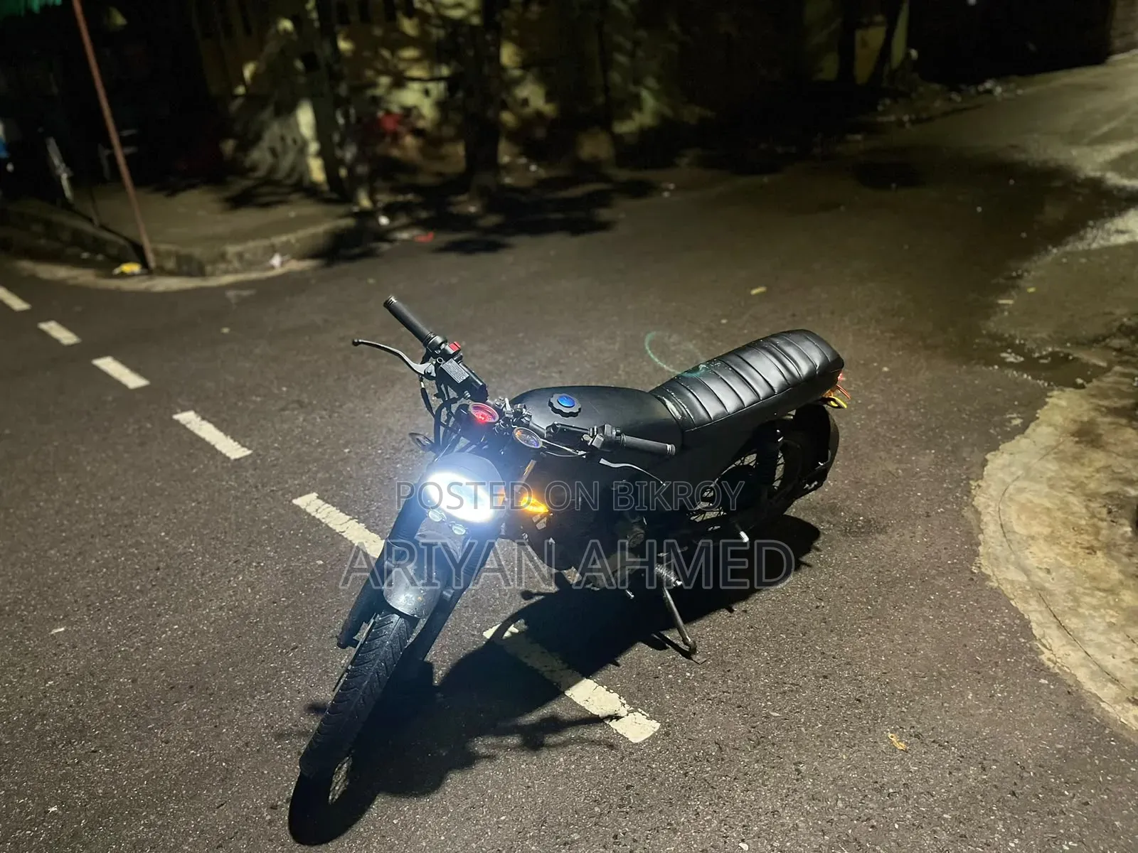 হোন্ডা ২০০৬ কালো