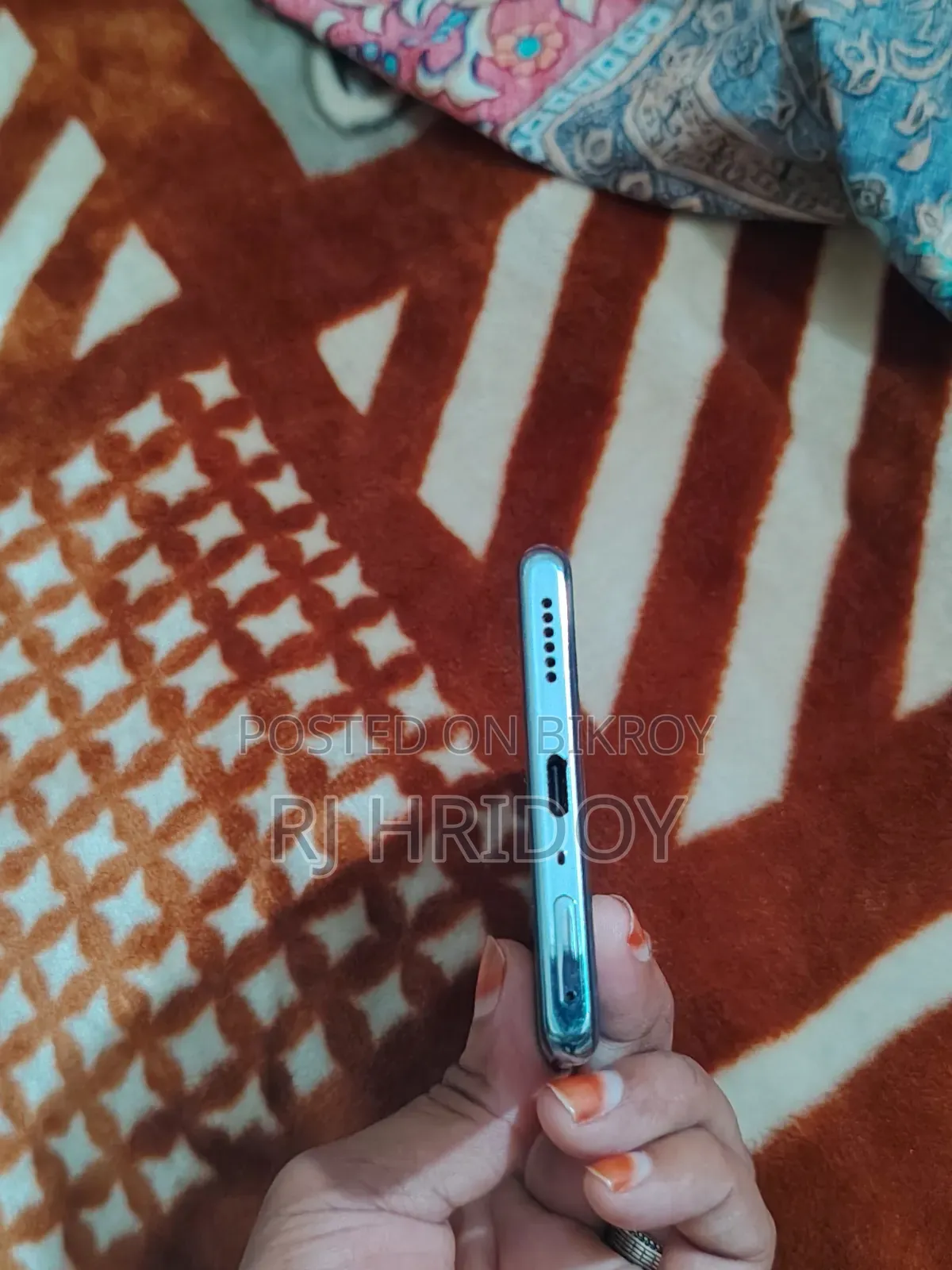 টেকনো পোভা কার্ভ ২৫৬ জিবি সিলভার