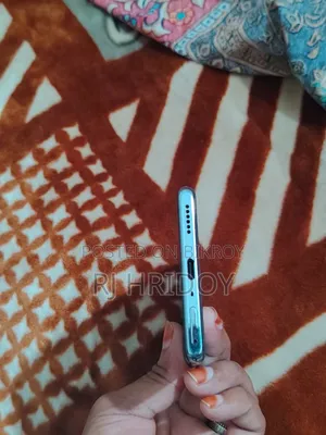 টেকনো পোভা কার্ভ ২৫৬ জিবি সিলভার