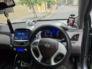 Hyundai Tucson 2011 Gray