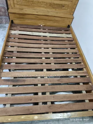 Double Size Wood Bed 5x7 Feet.