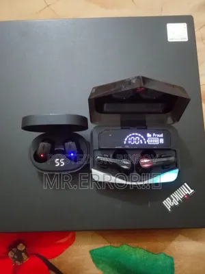 ব্লুটুথ হেডফোন ২ পিস বিক্রি
