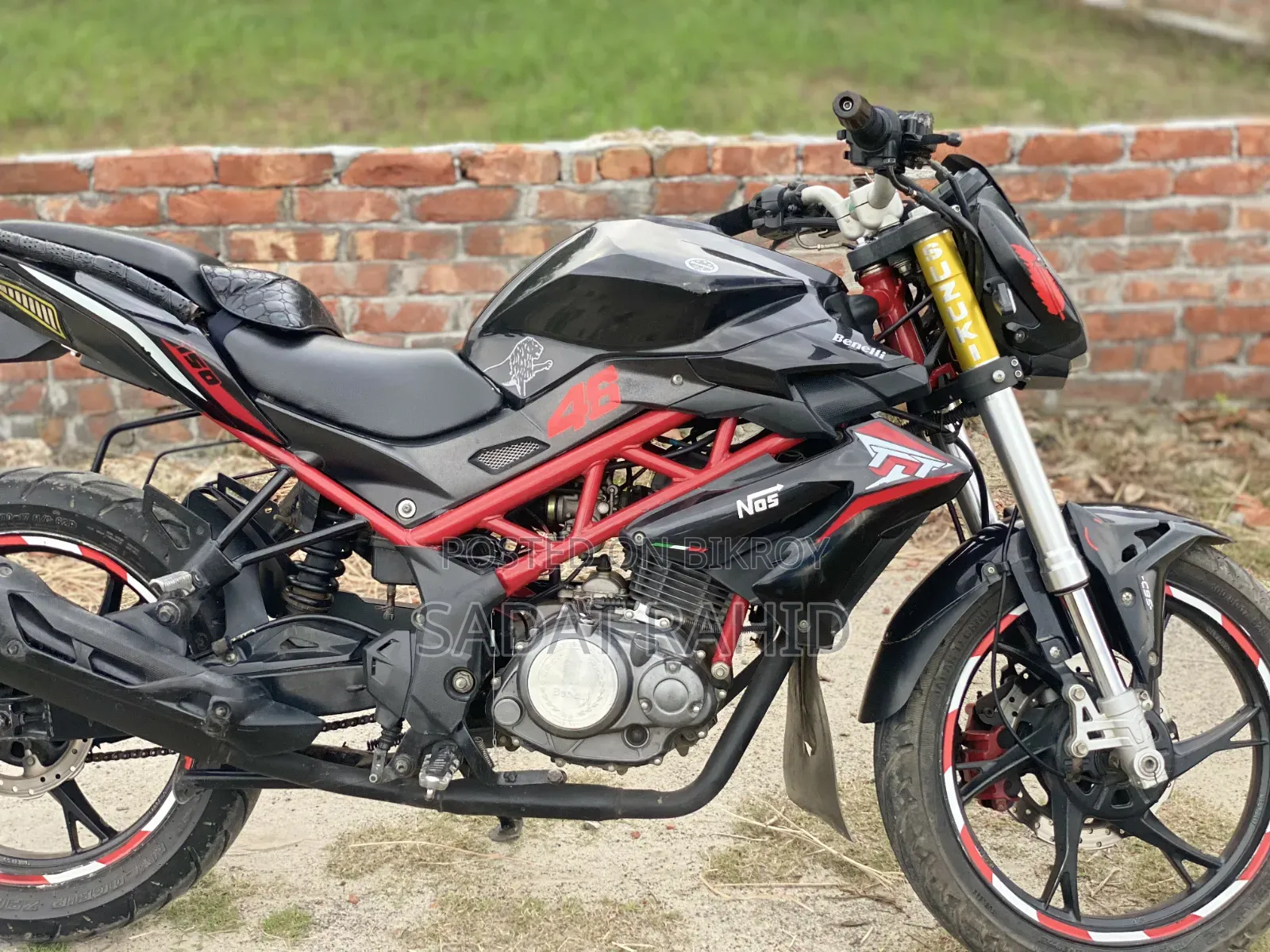 বেনেলি টিএনটি ২০২২ কালো