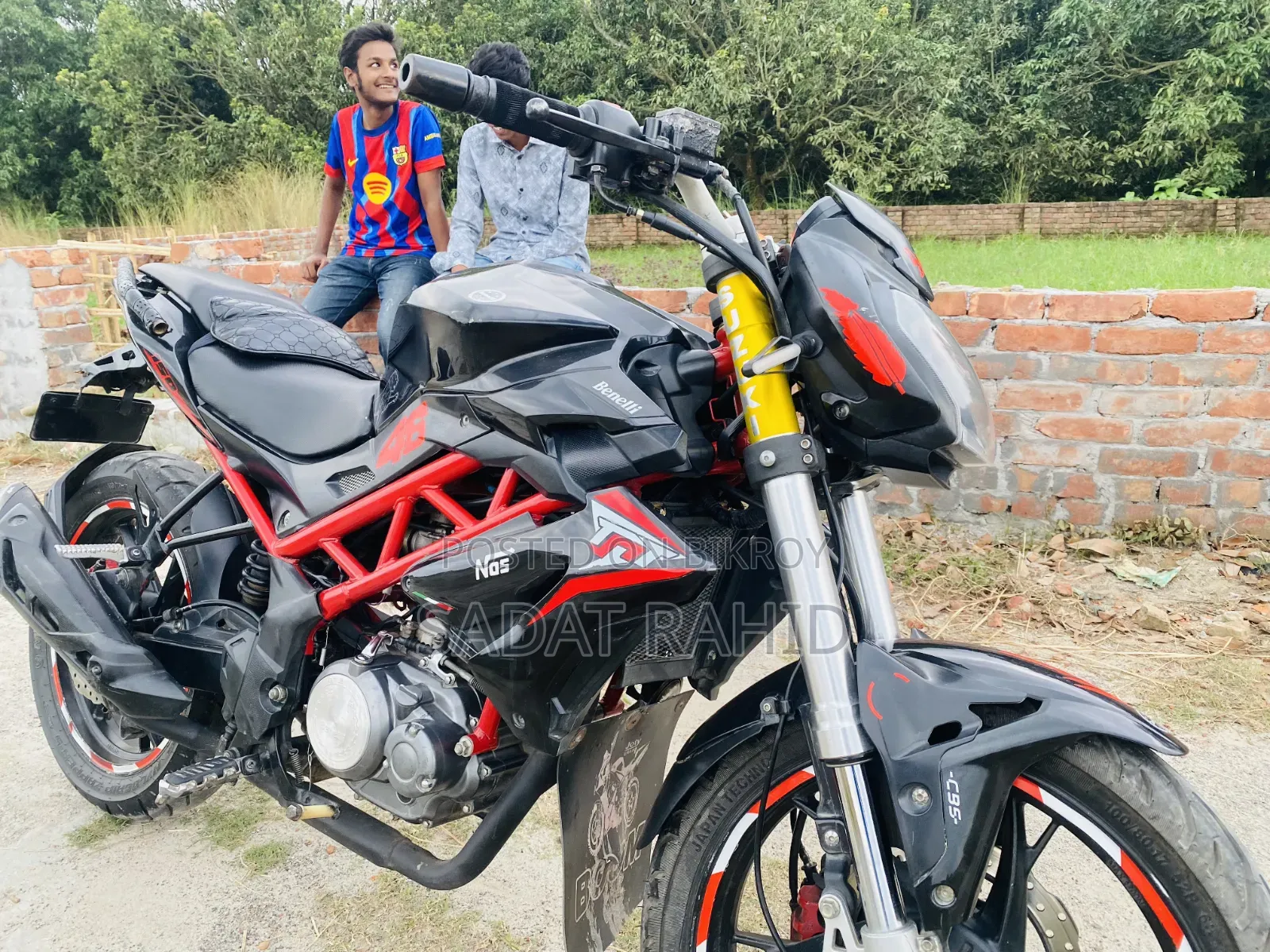 বেনেলি টিএনটি ২০২২ কালো
