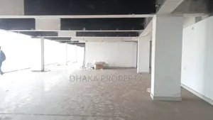 গুলশান এভিনিউতে ৫৫০০ বর্গফুটের বাণিজ্যিক অফিস স্পেস ভাড়া