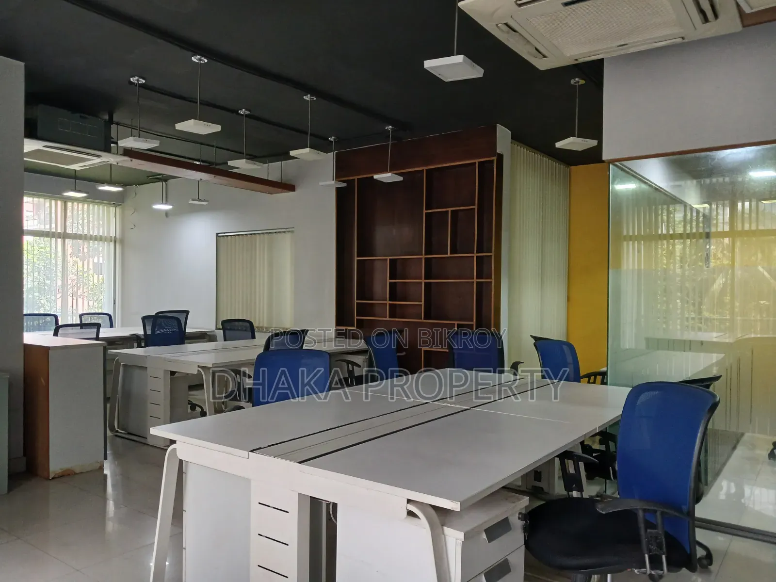 গুলশান ২ এ ৭০০০ বর্গফুটের বাণিজ্যিক সাজানো অফিস ভাড়া