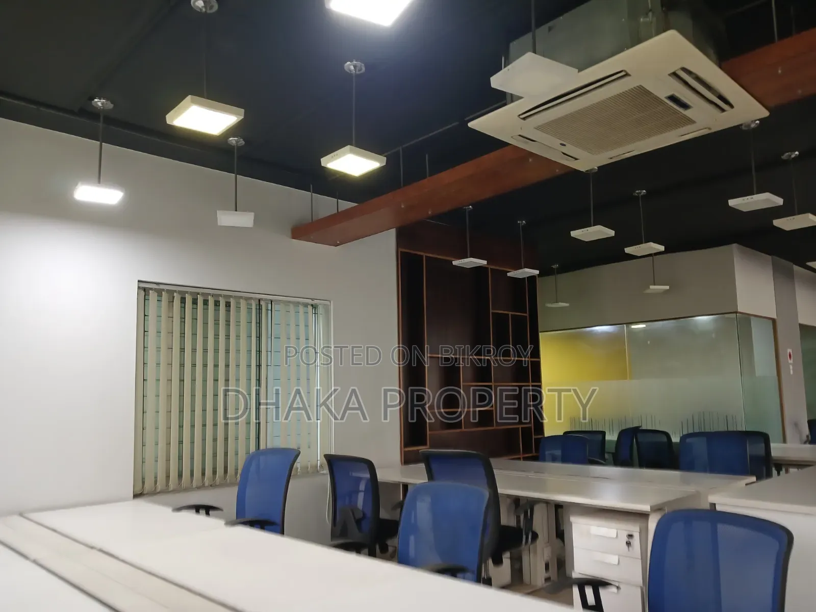 গুলশান ২ এ ৭০০০ বর্গফুটের বাণিজ্যিক সাজানো অফিস ভাড়া