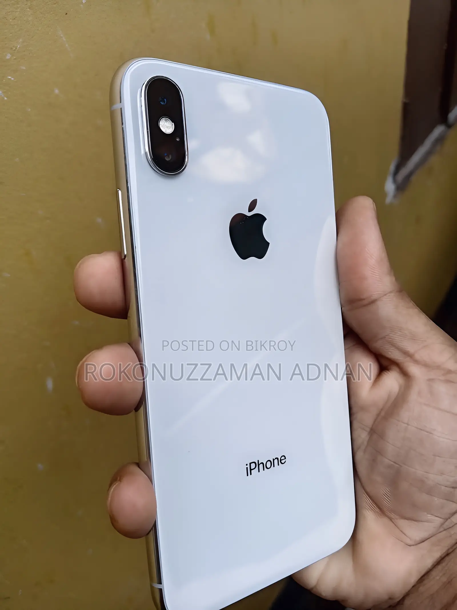 অ্যাপল আইফোন এক্স ২৫৬ জিবি হোয়াইট