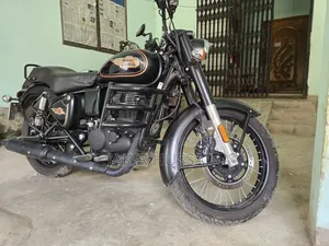 রয়েল এনফিল্ড বুলেট ৩৫০ ২০২৫ ব্ল্যাক