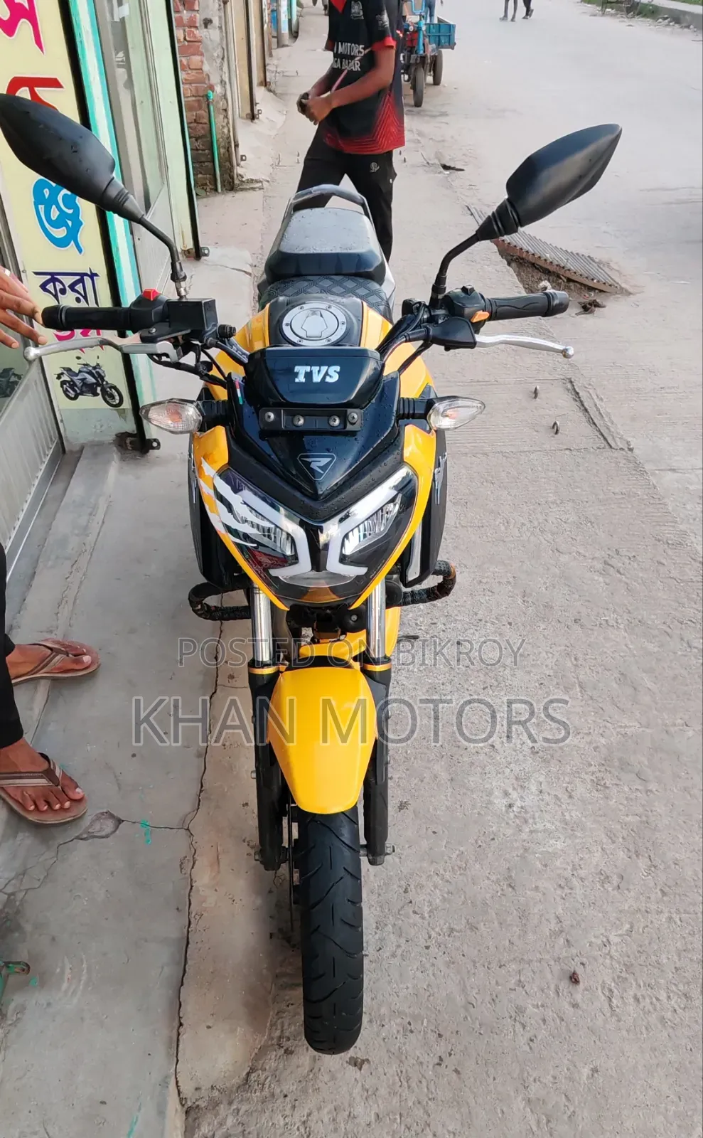 TVS Raider 125 2022 Yellow