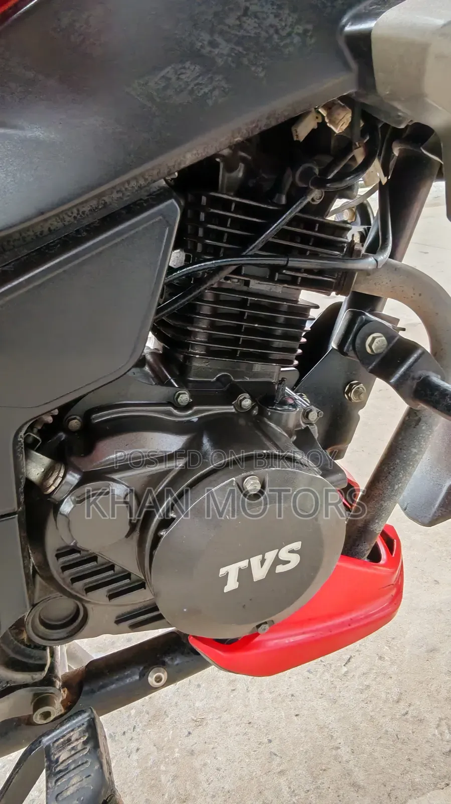 TVS Raider 125 2022 Red