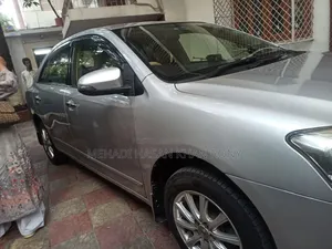 Toyota Premio 1.5 FWD 2013 Silver