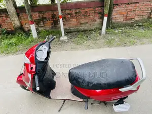 Mahindra Gusto 125 2017 Red