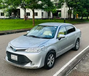 Toyota Axio 2015 Silver