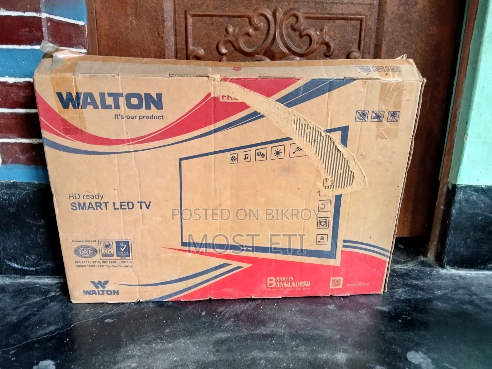 Walton Smart 32"