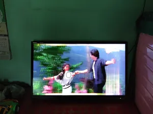 Walton Smart 32"