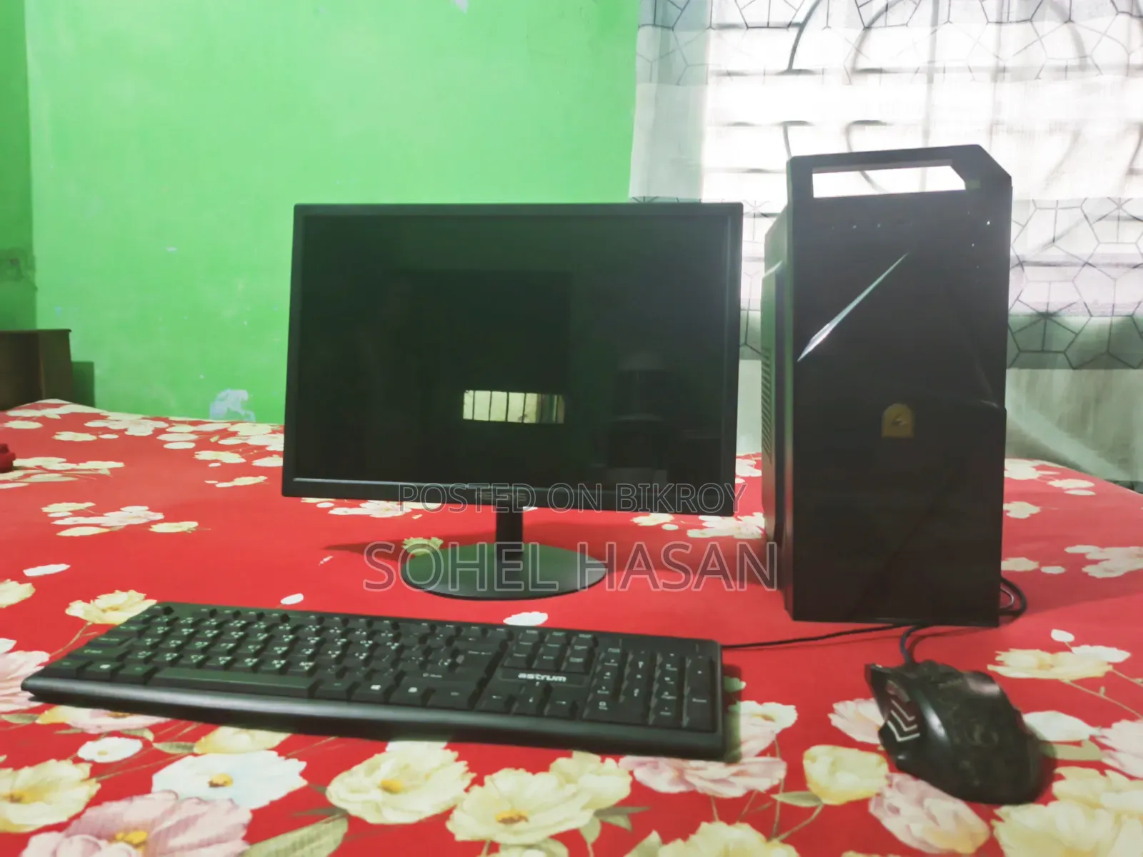 Desktop Computer 8GB Intel Core 3 SSD 4T