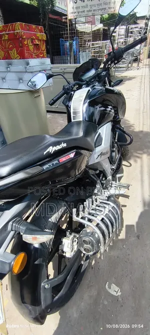 TVS Apache RTR 160 4V 2020 Black