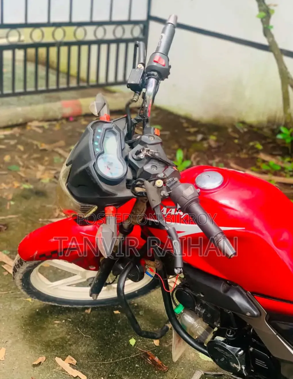 Hero 2021 Red